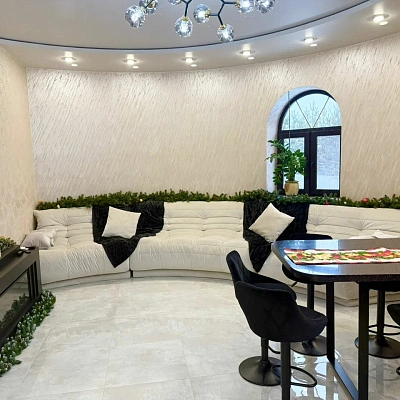 Большой бескаркасный диван для просторной комнаты. Отзыв с фото и высшим рейтингом 5 звезд